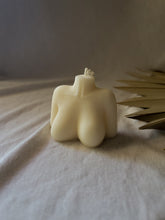 Load image into Gallery viewer, Bust Candle | Female Form
